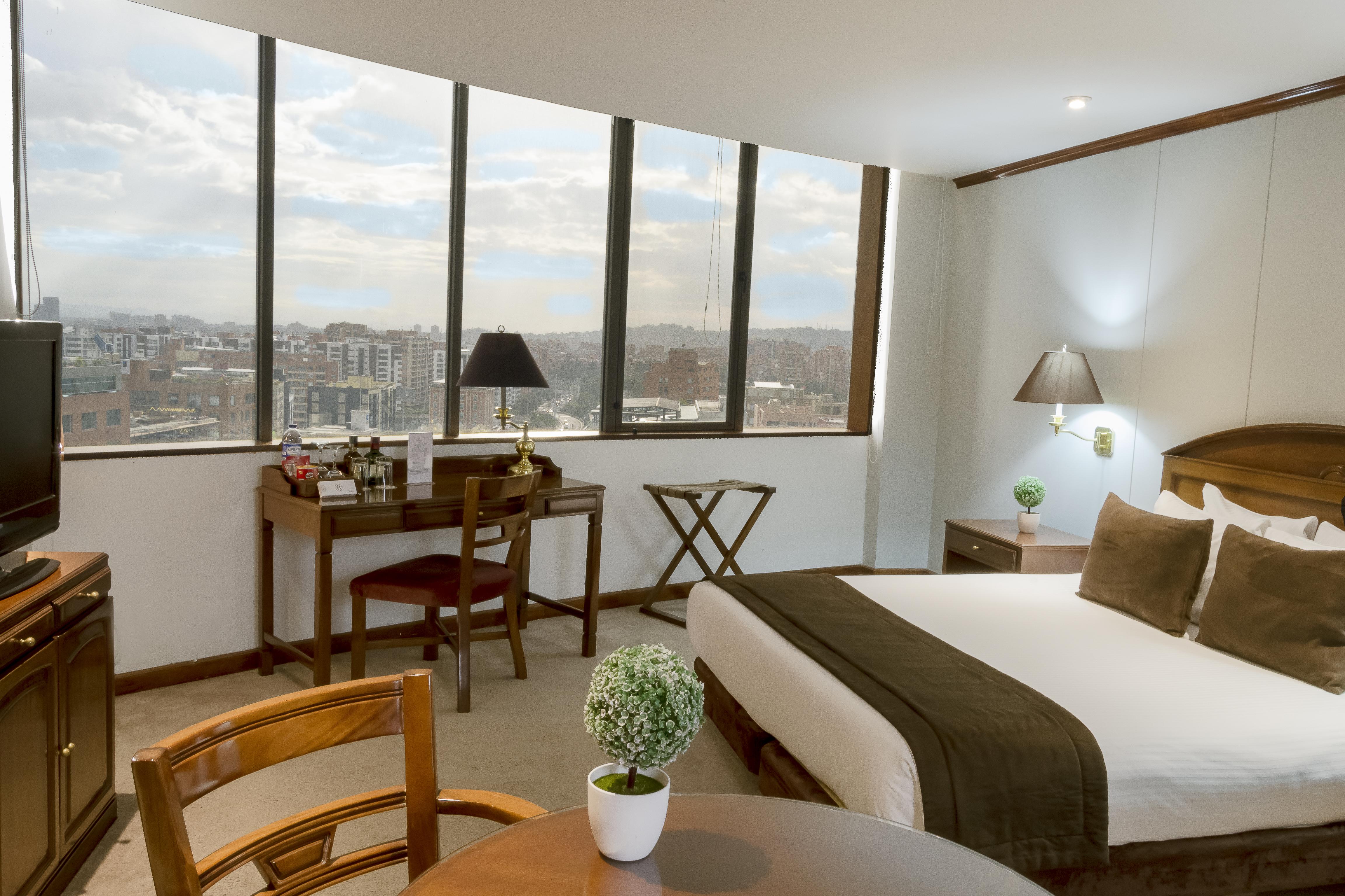 Hotel Bogotá Regency Usaquén Esterno foto