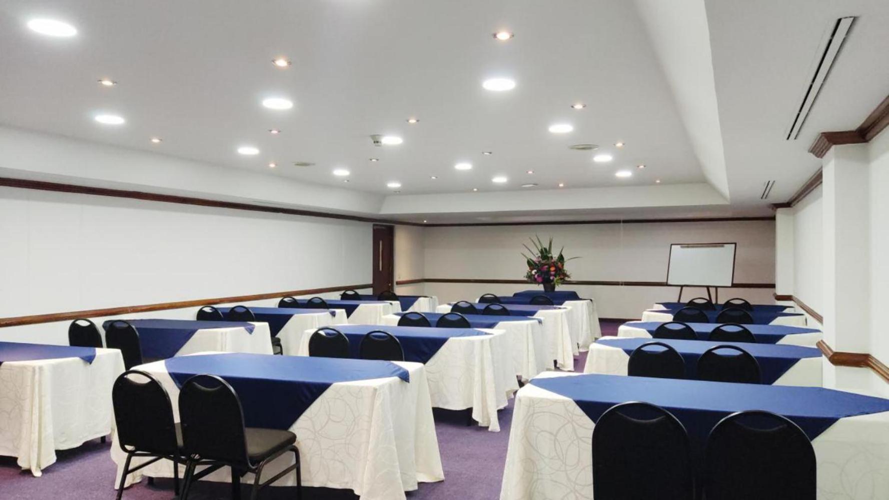 Hotel Bogotá Regency Usaquén Esterno foto
