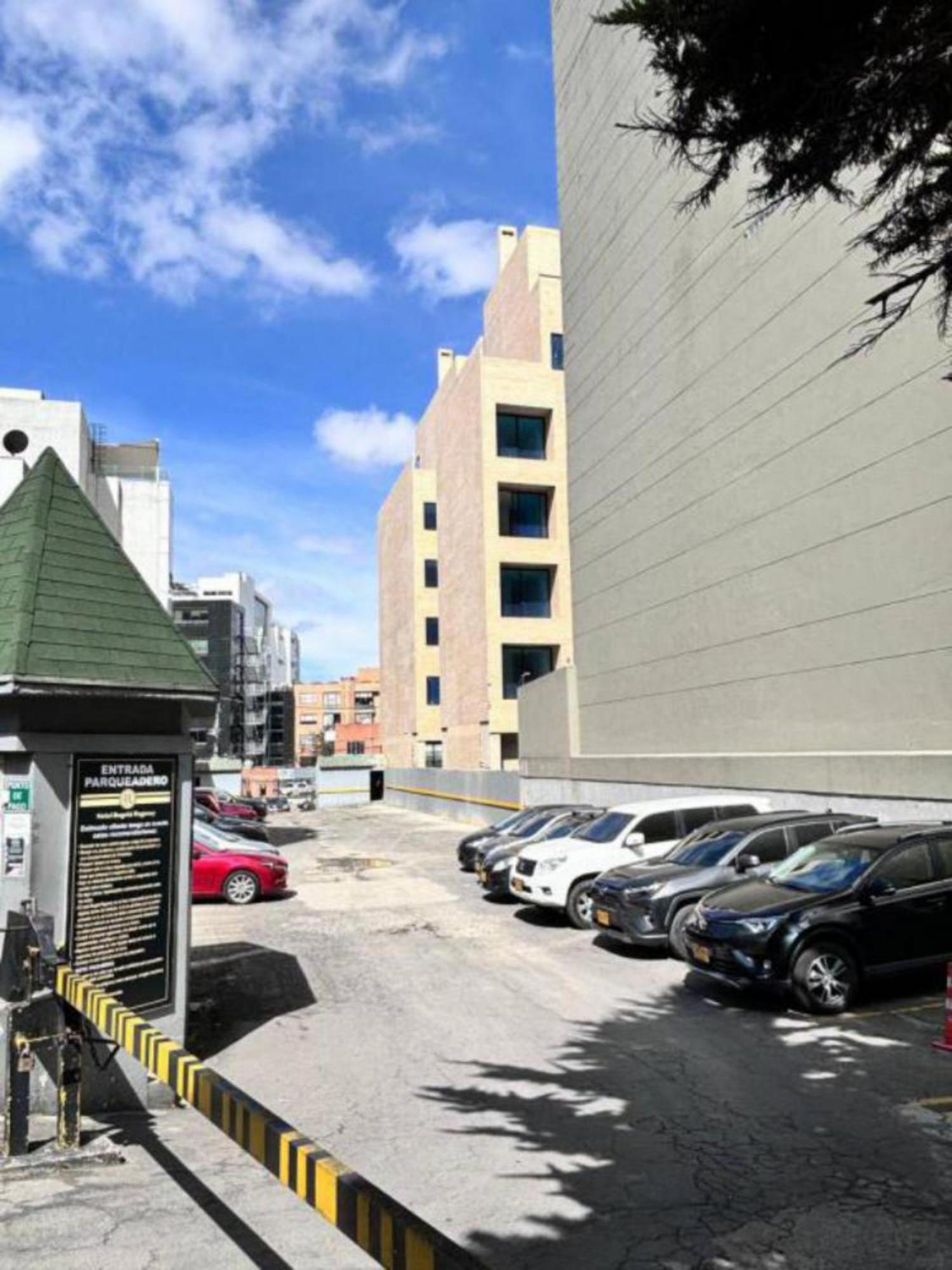 Hotel Bogotá Regency Usaquén Esterno foto