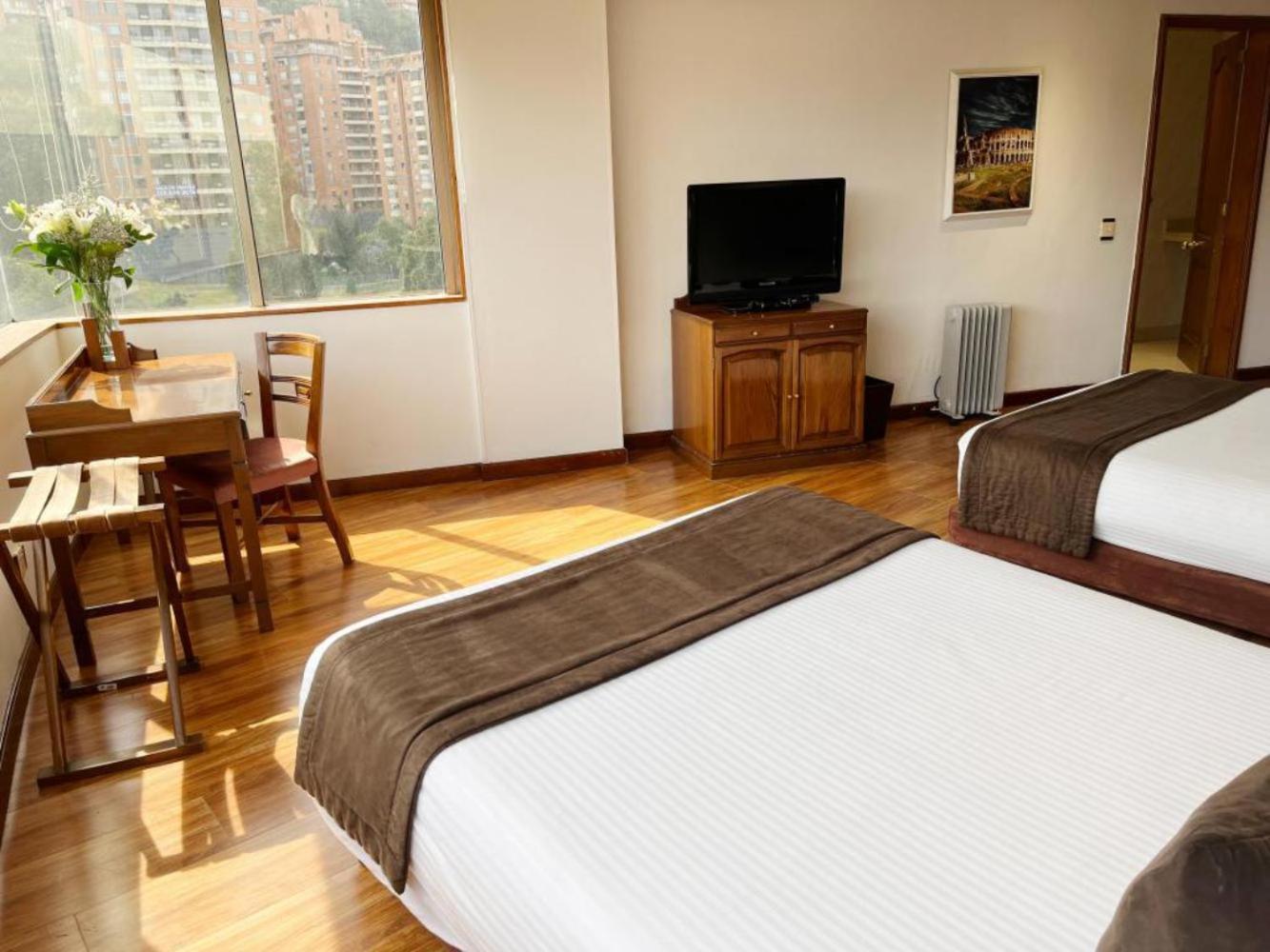 Hotel Bogotá Regency Usaquén Esterno foto