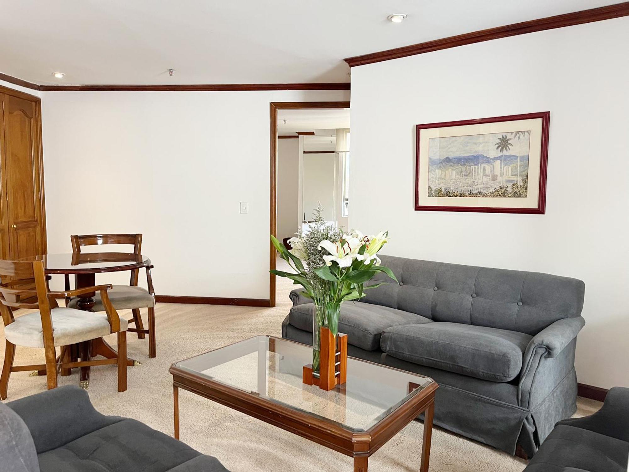 Hotel Bogotá Regency Usaquén Esterno foto