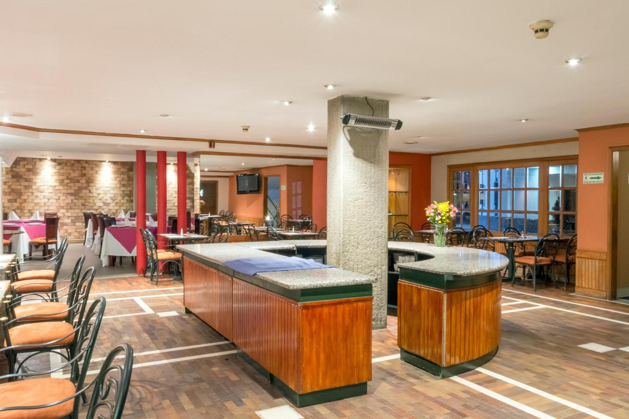 Hotel Bogotá Regency Usaquén Esterno foto