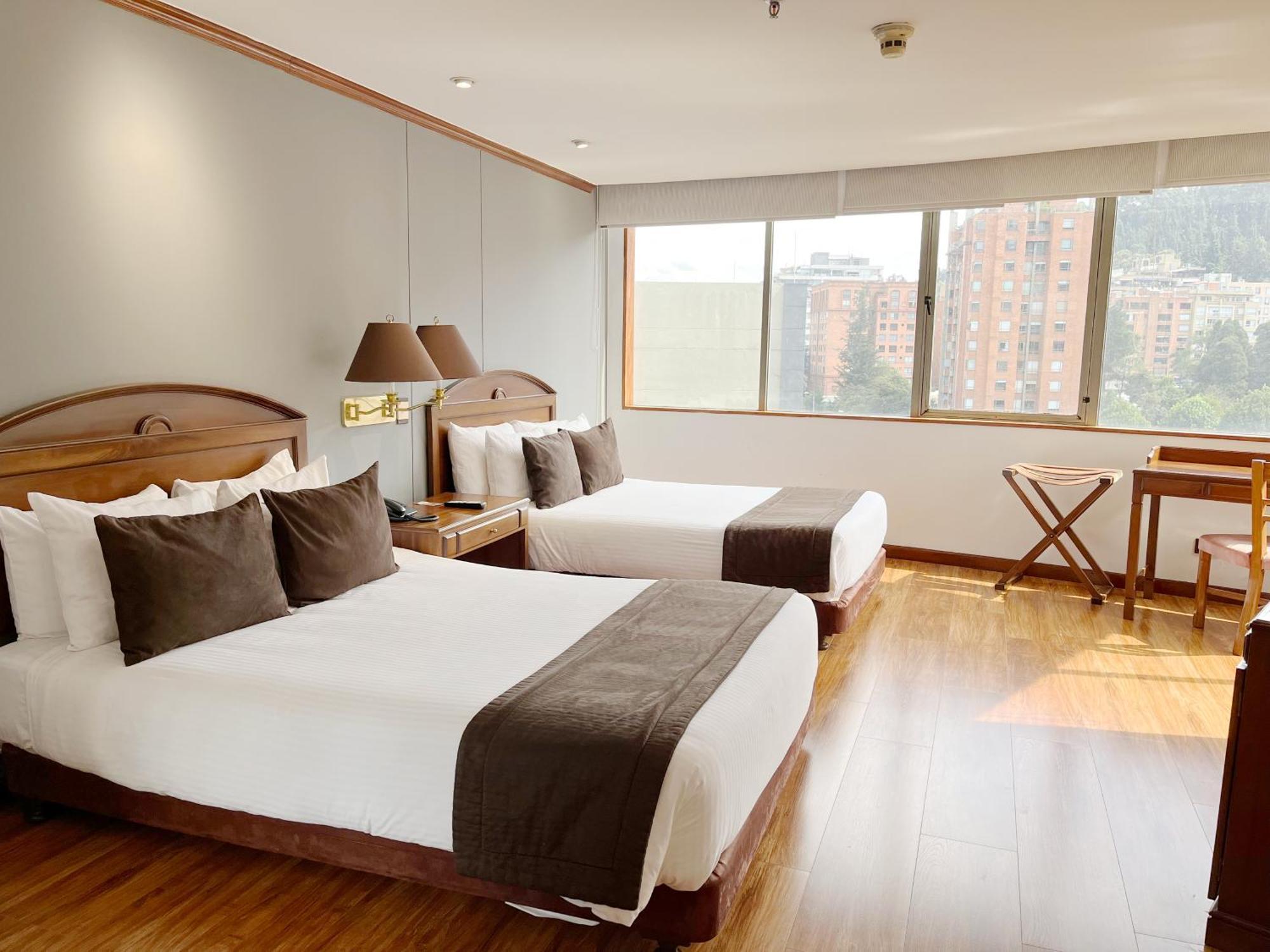 Hotel Bogotá Regency Usaquén Esterno foto