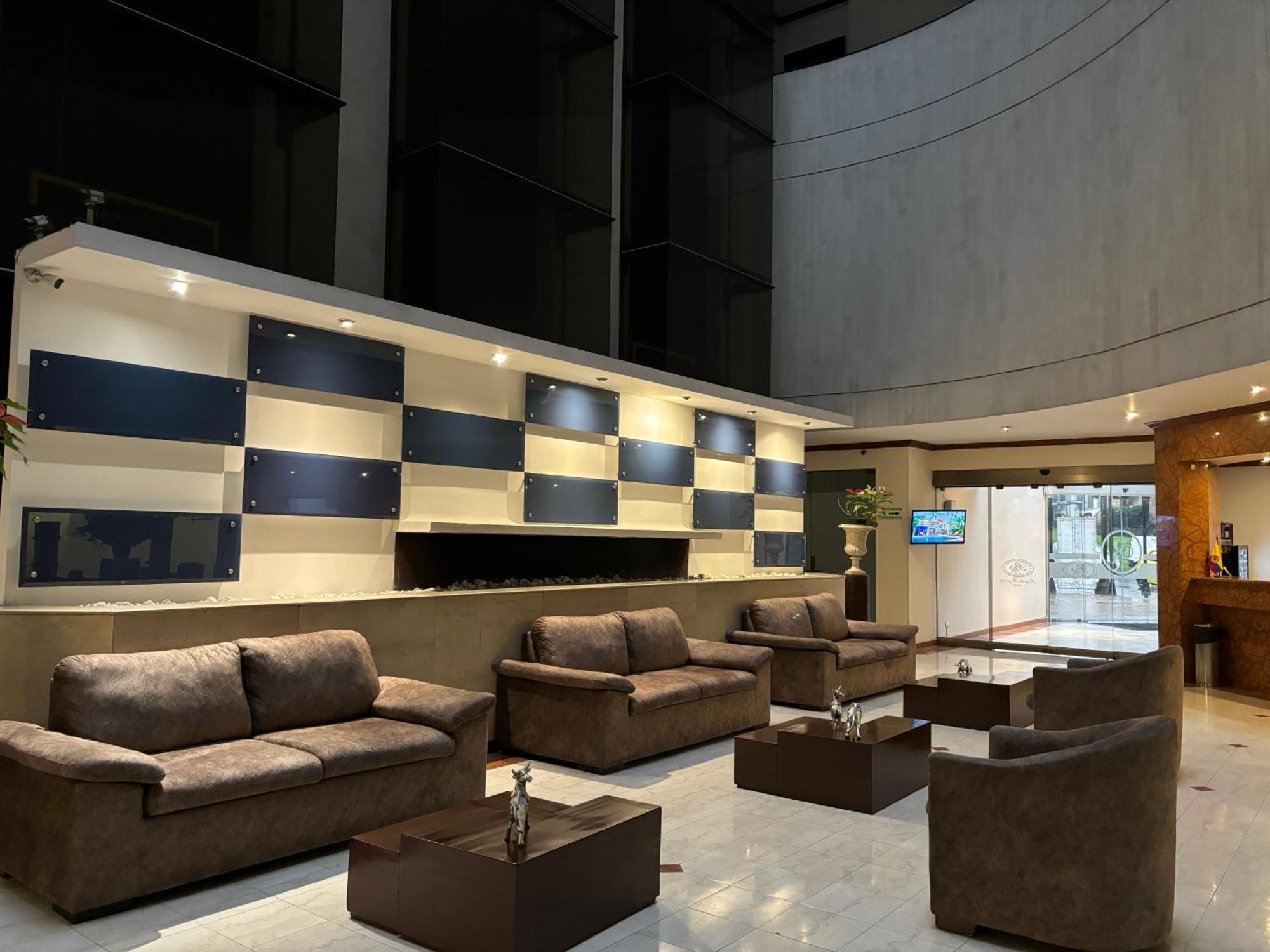 Hotel Bogotá Regency Usaquén Esterno foto